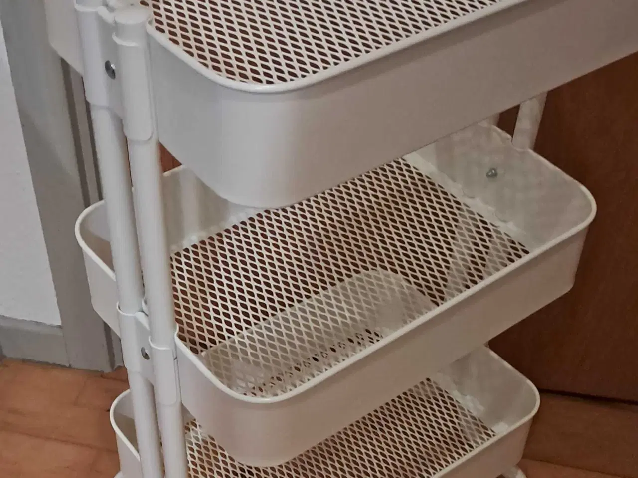 Billede 1 - Ikea vogn hvid 