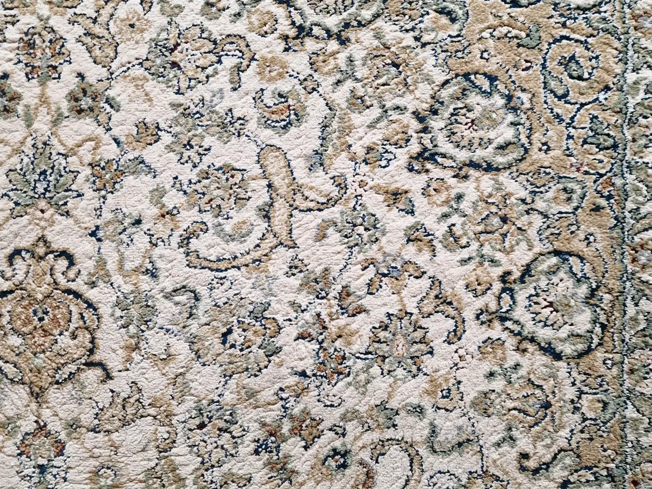 Billede 4 - Pænt Wilton tæppe med orientalske mønster.