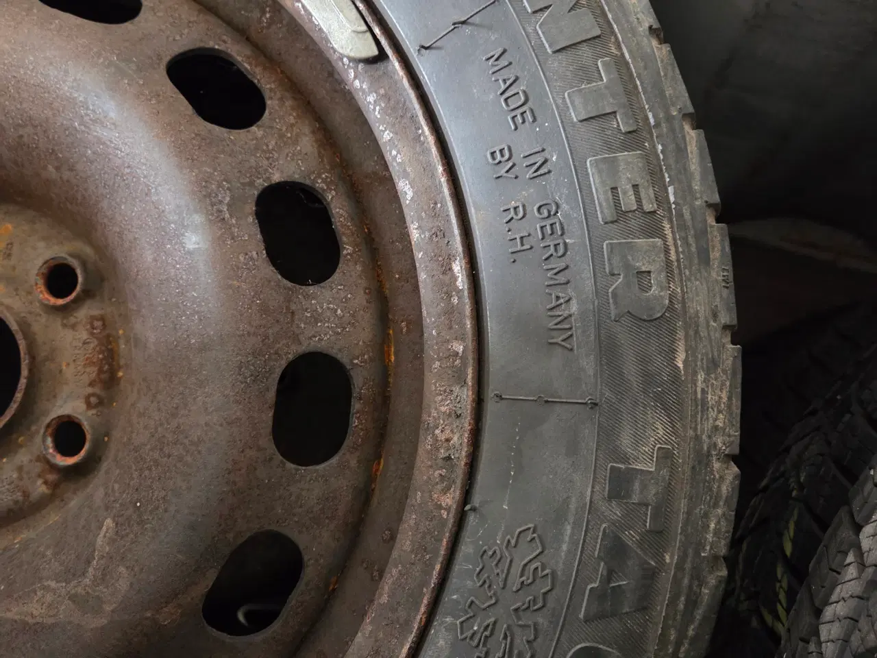 Billede 3 - fælge med dæk