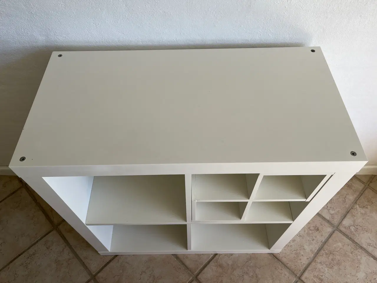 Billede 2 - Hvid IKEA Kallax rumdeler incl. indsats