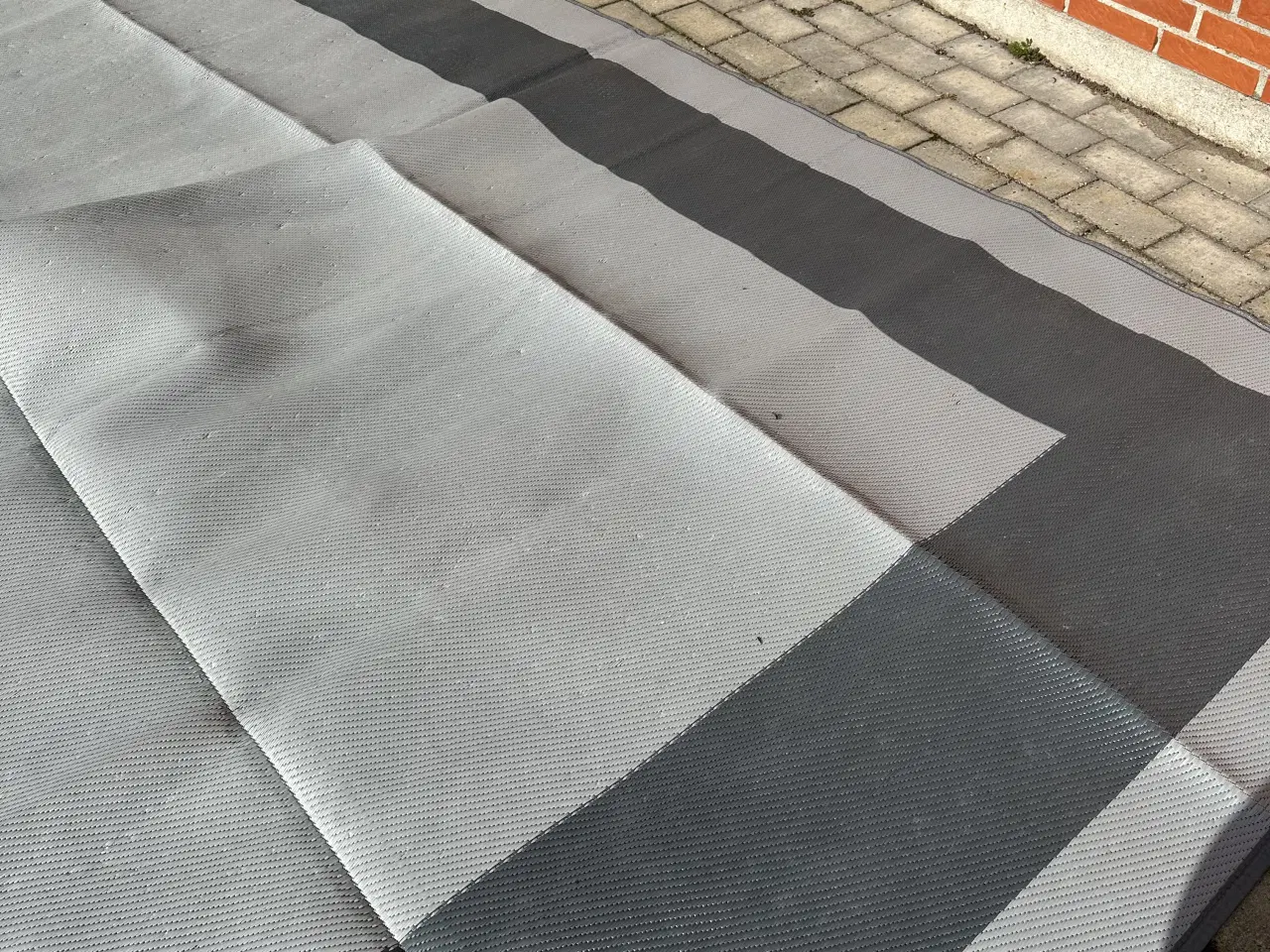 Billede 1 - Markise tæppe (letvægt)