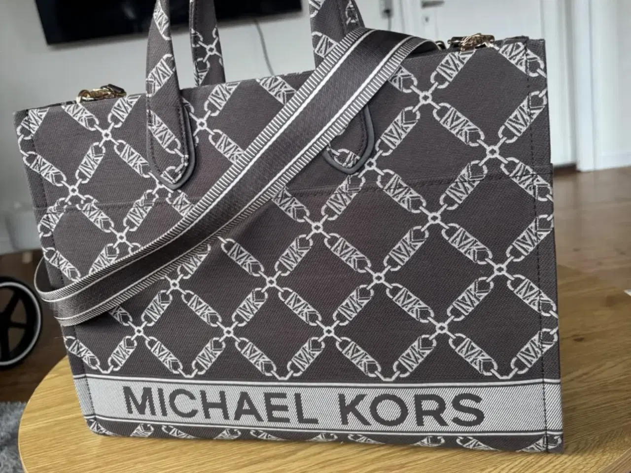 Billede 1 - Michael kors skuldertaske/ håndtaske