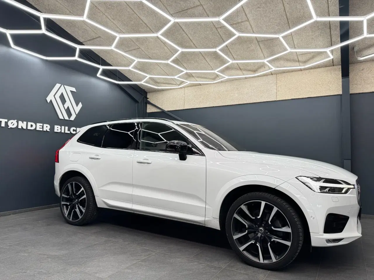 Billede 3 - Volvo XC60 2,0 B5 235 R-Design aut. AWD