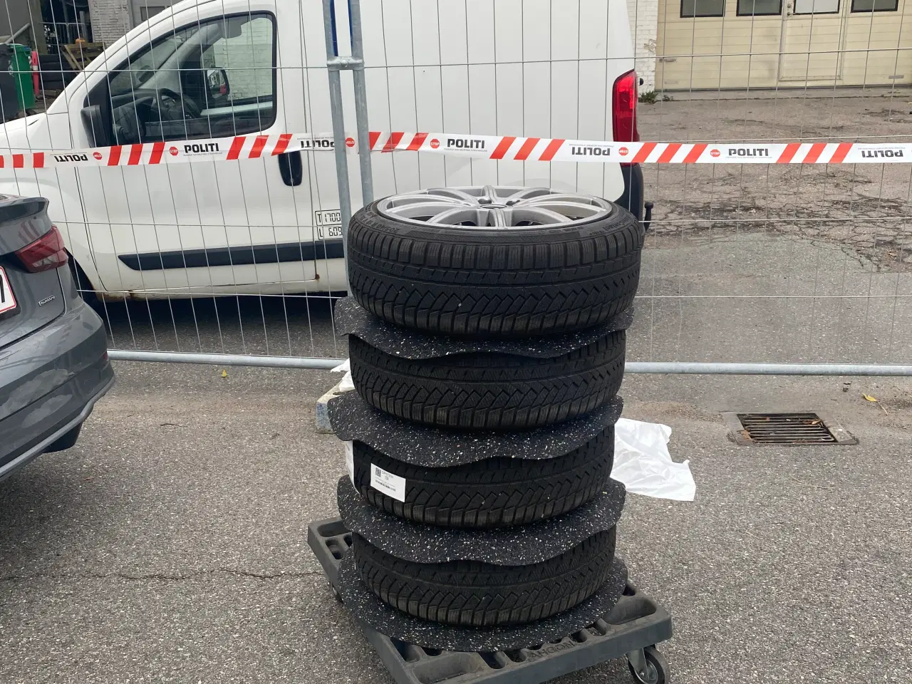 Billede 3 - Vinterdæk på alufælge