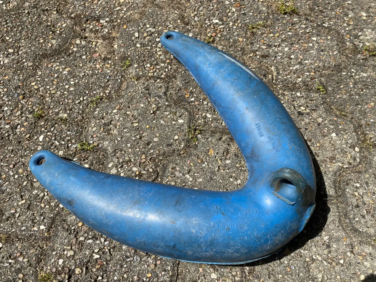 Billede 1 - Solid stævnfender
