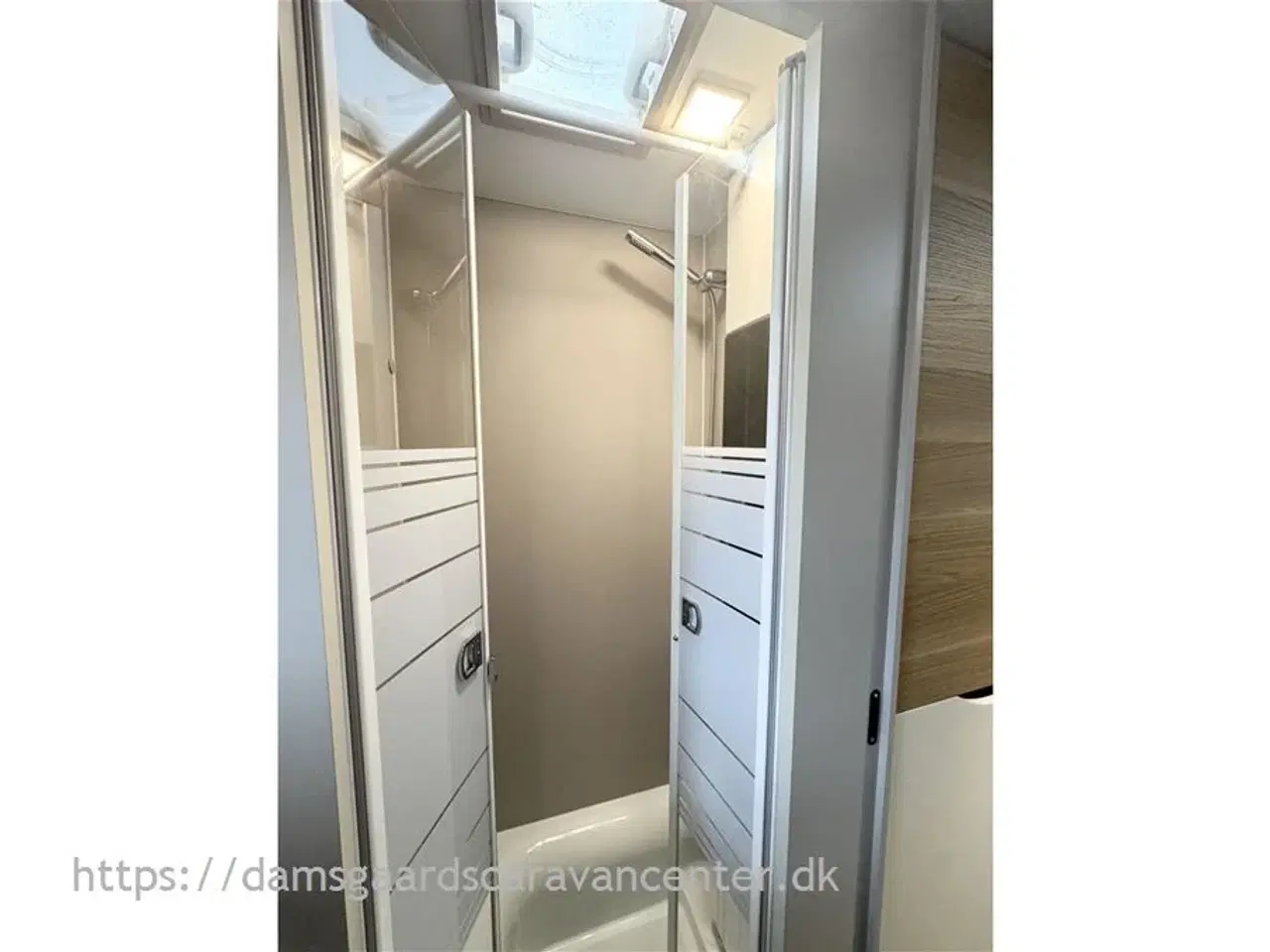 Billede 25 - 2021 - Adria Adora 673 PK   Dobbeltseng-Køjer-Alde-Gulvvarme-Telt