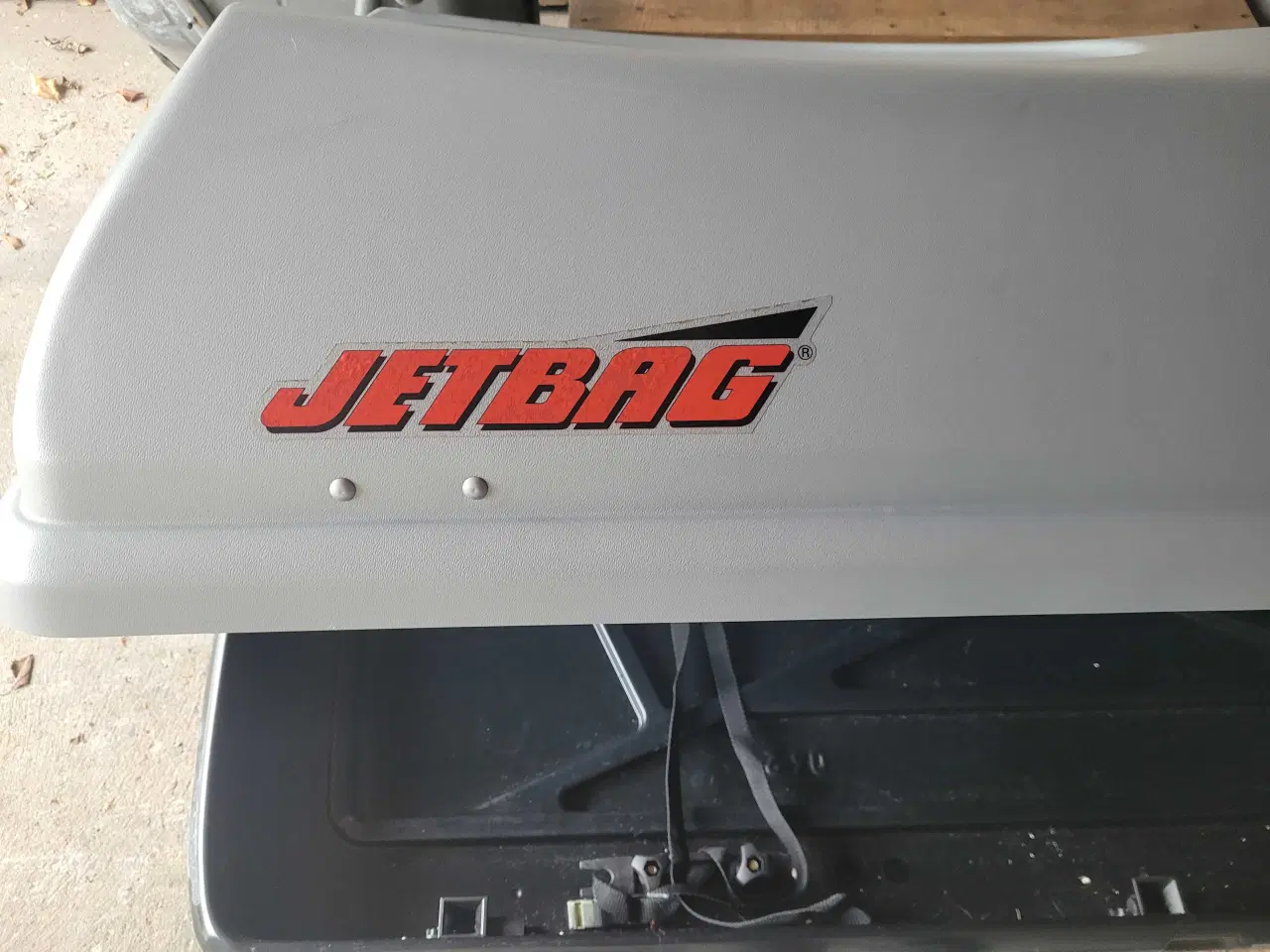 Billede 2 - Thule tagboks + tagbøgler 