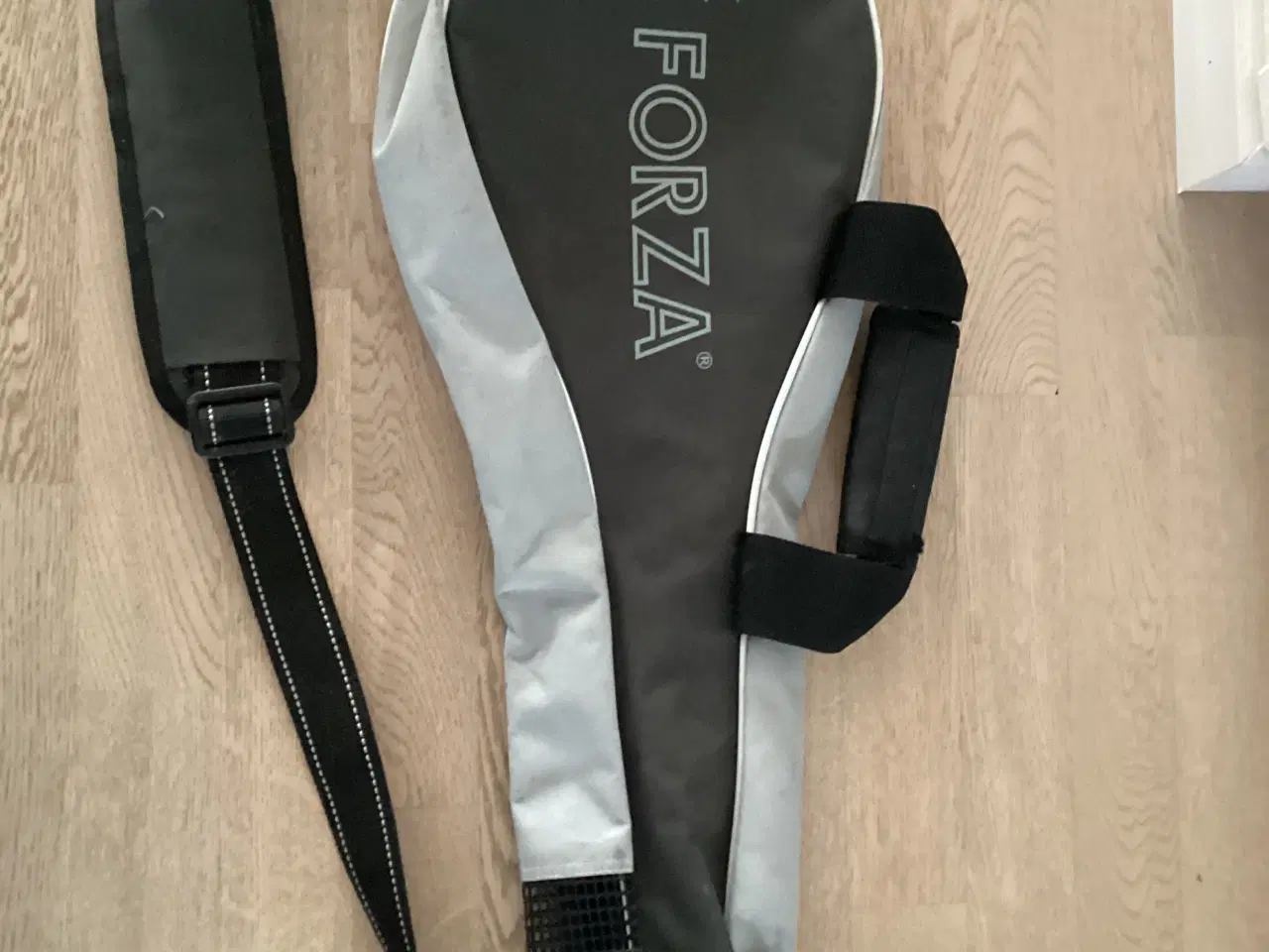 Billede 8 - 1 FORZA børne-  & 1 FORZA junior badmintonketcher