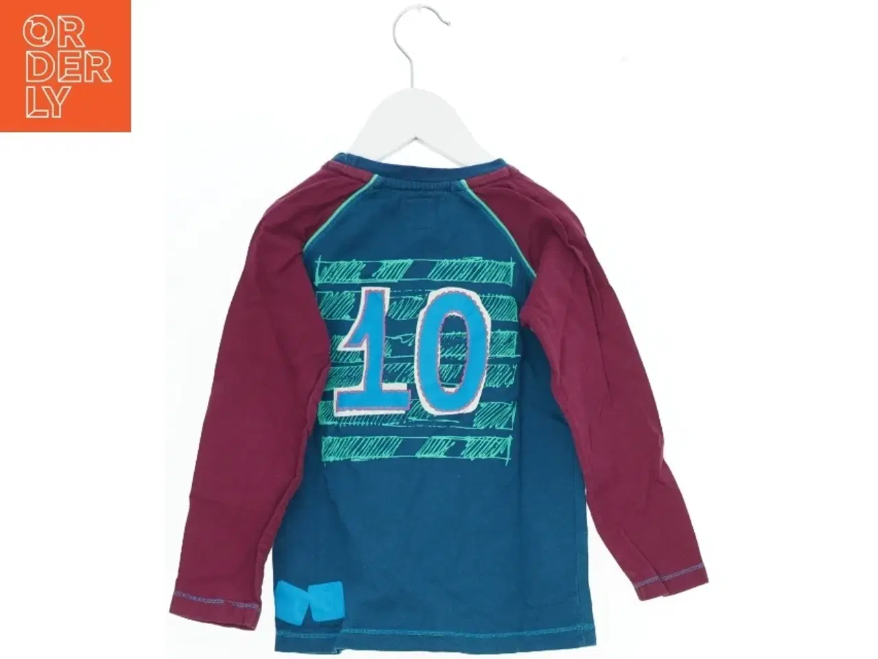 Billede 2 - Langærmet trøje med nummer 10 fra Phister & Philina (str. 104)