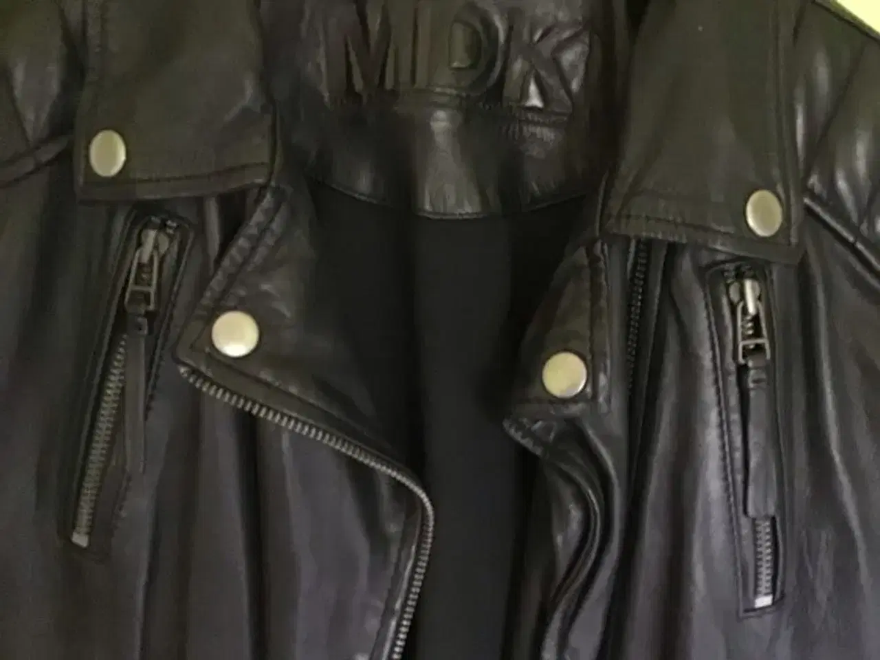 Billede 2 - MDK Lækker bikerfrakke i ægte læder