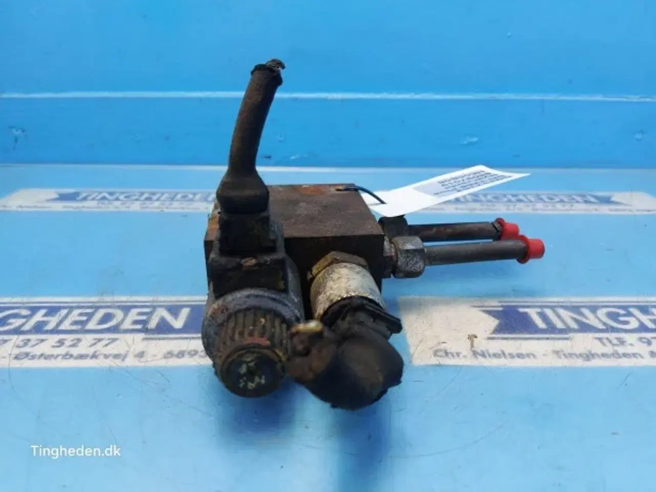 Billede 3 - New Holland TX68 Hydraulikventil 84097019