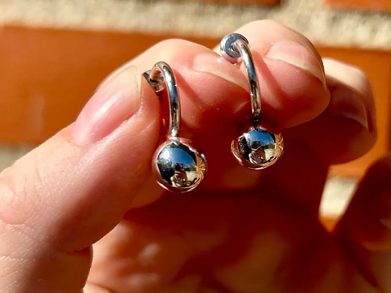 Billede 1 - Små øreringe