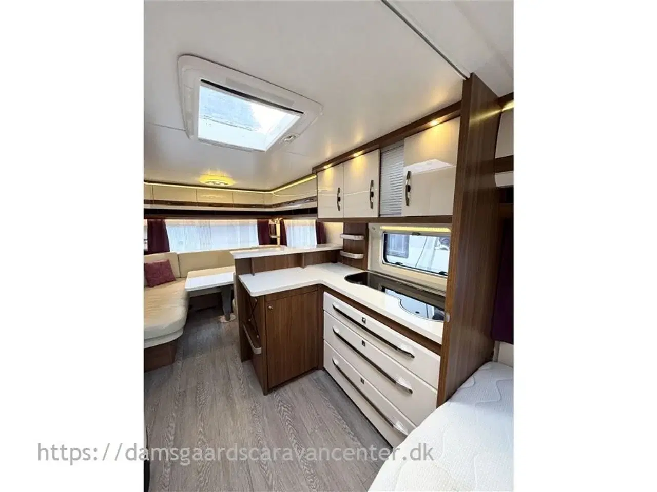 Billede 12 - 2016 - Hobby Excellent 560 CFe   Dobbeltseng-Gulvtemp.-Mover-Telt