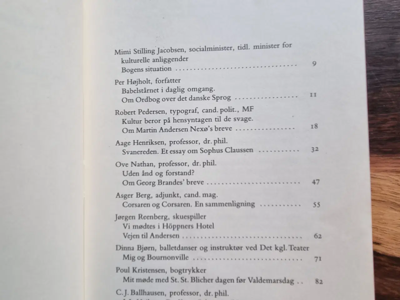 Billede 3 - Fra Nexø til Saxo. En snes essays ...