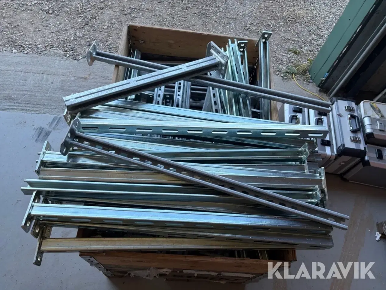 Billede 6 - Lot med assorterede montageskinner