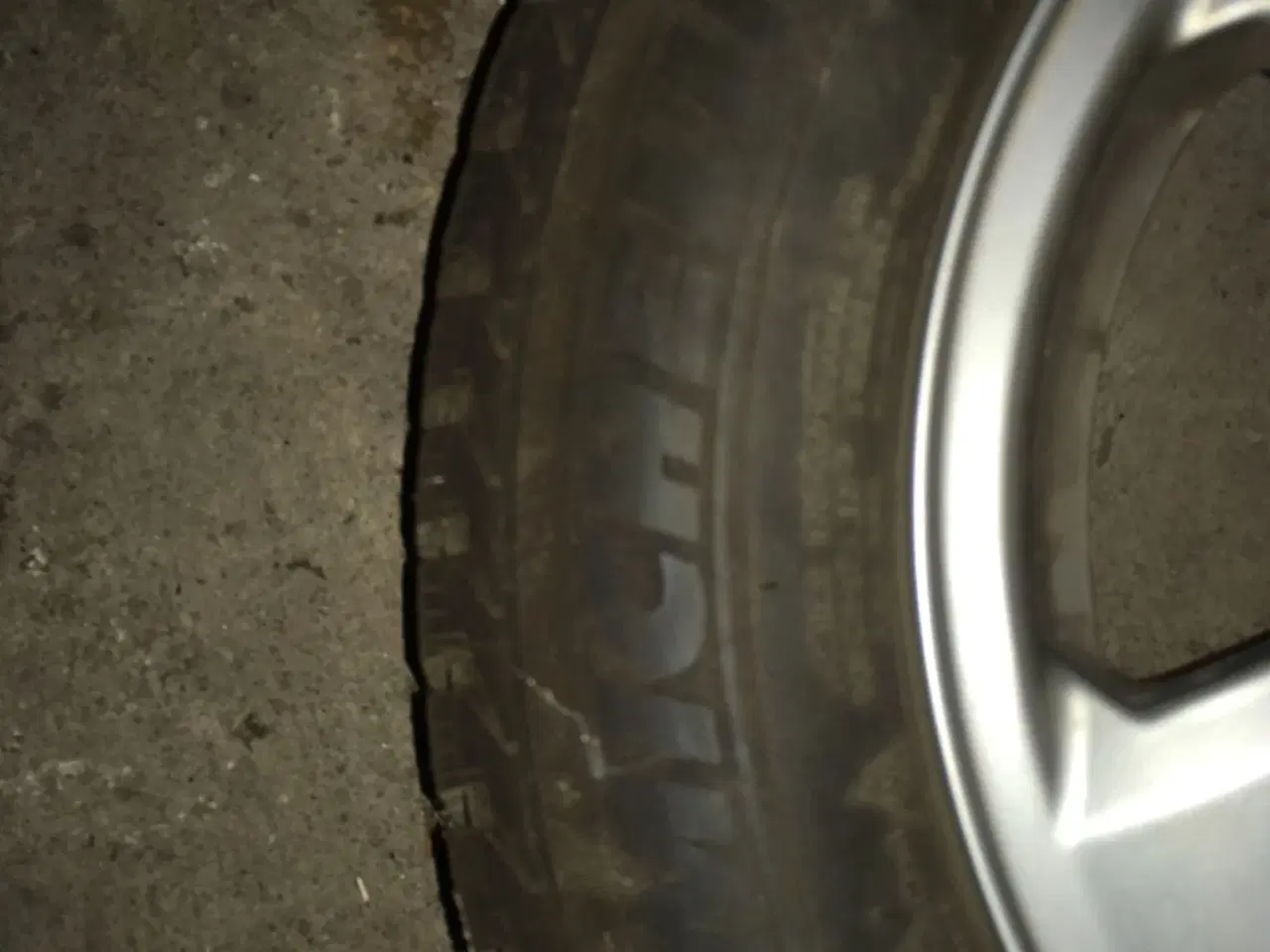 Billede 2 - Fine originale skoda fælge med vinterdæk