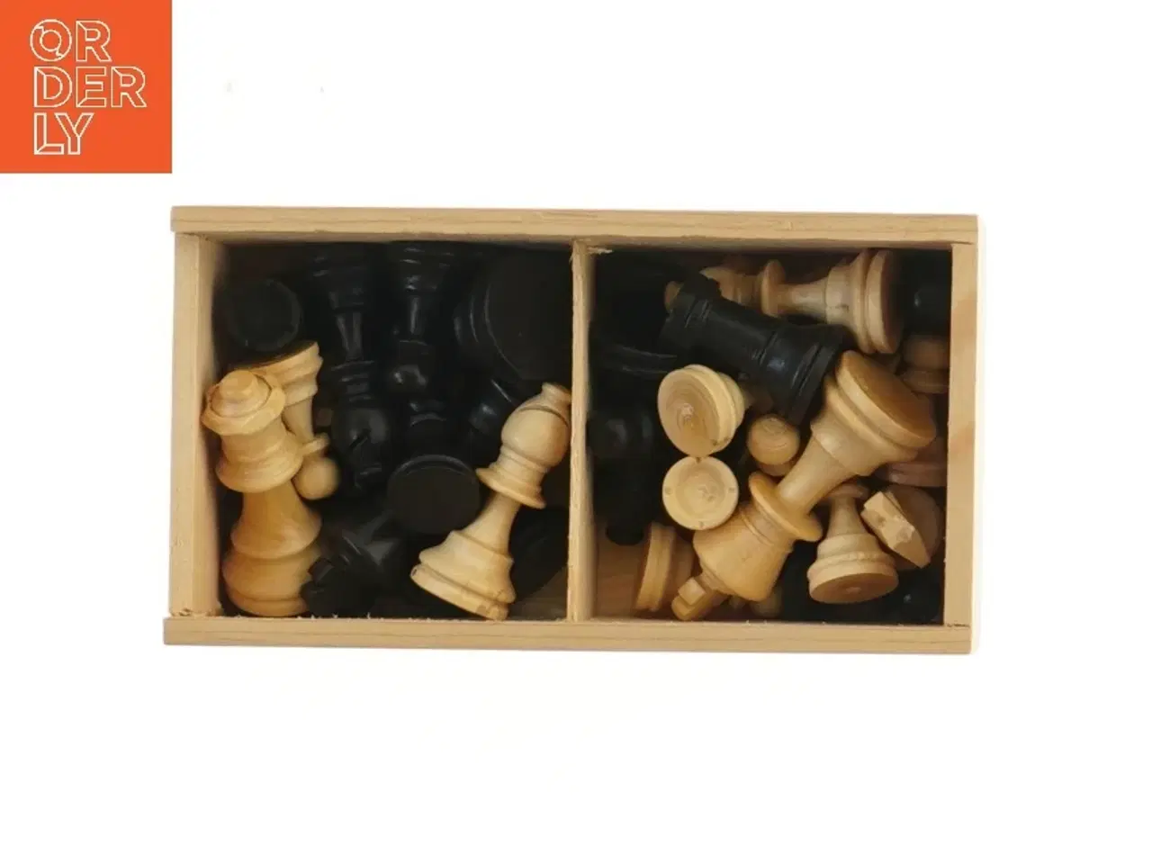 Billede 1 - Skakbrikker i trækasse (str. 17,5x9,5 cm)