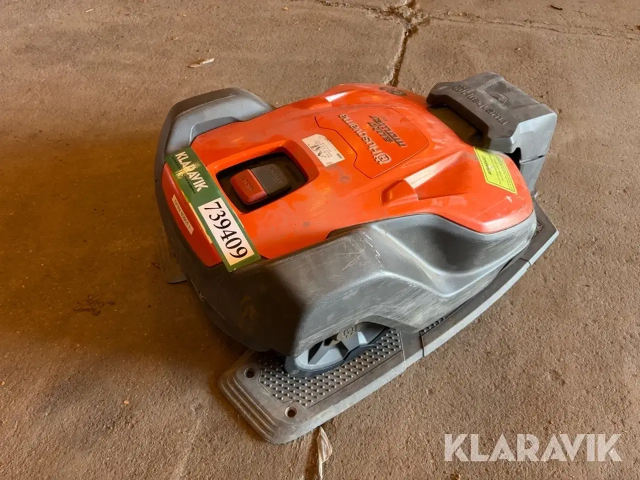 Billede 5 - Robot plæneklipper Husqvarna 550 med ladestation