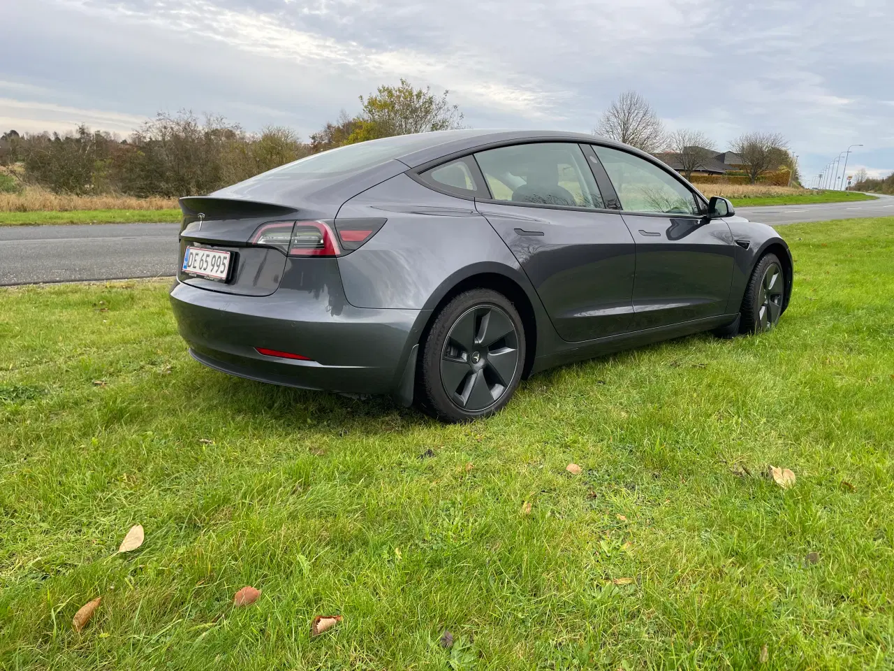 Billede 4 - Tesla model 3 sr +