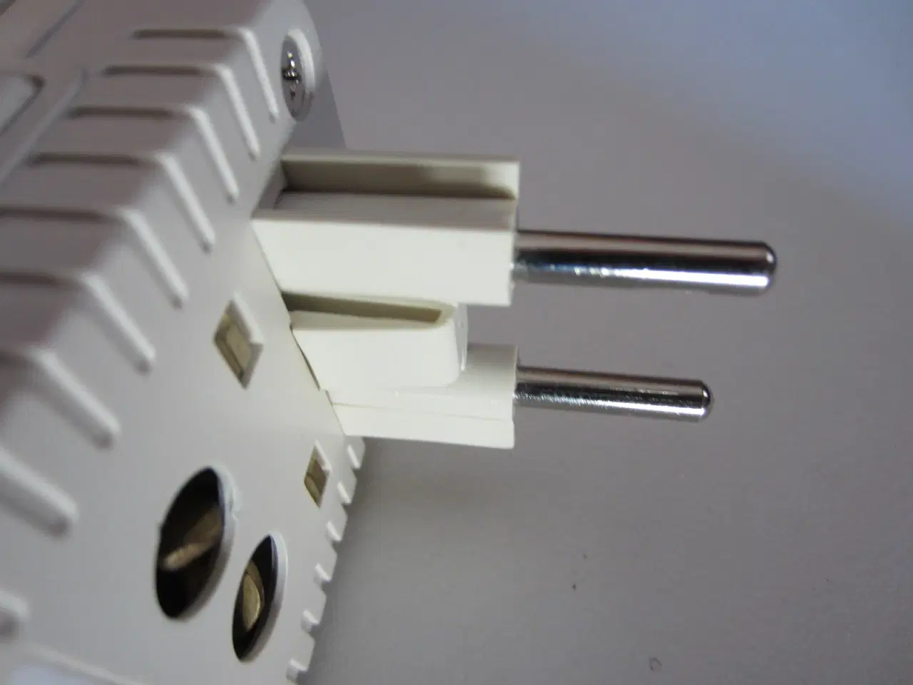 Billede 3 - RadioShack MULTI-NATION TRAVEL ADAPTER