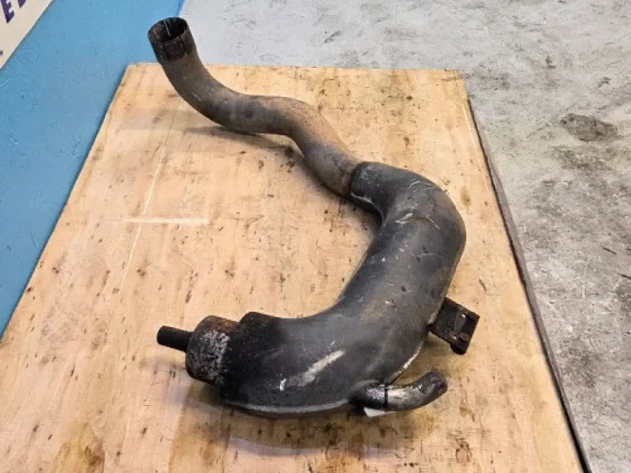 Billede 5 - Massey Ferguson 6290 Udstøtningsrør 3781076M2