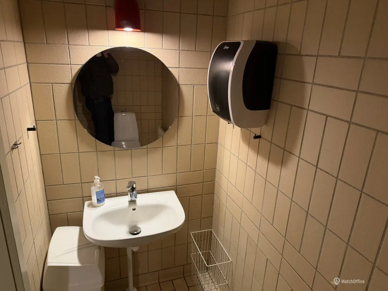 Billede 18 - Centralt beliggende 305 m2 kontorer og lager med grøn park udlejes i Jyllinge