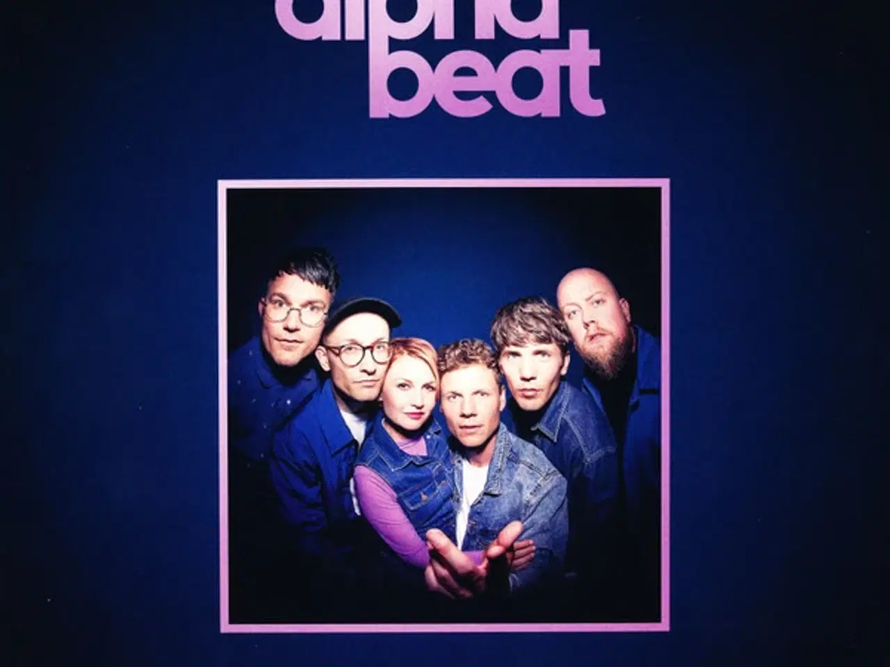 Billede 1 - Alphabeat - Don't Know What's Cool Anymore