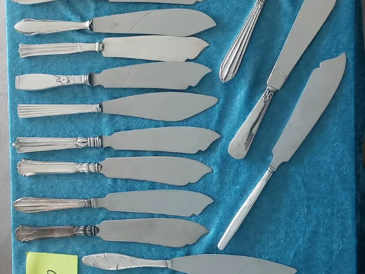 Billede 10 - pletsølv bestik mest knive sælges for kr. 25,- stk
