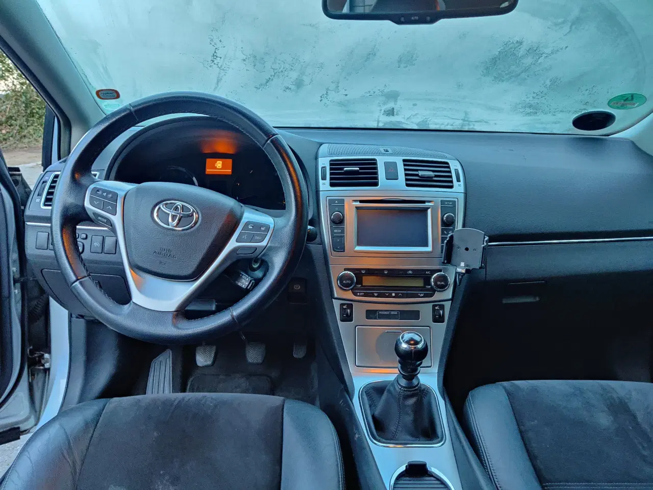 Billede 6 - Toyota Avensis, 2,0 D-4D T2 Premium stc., Diesel