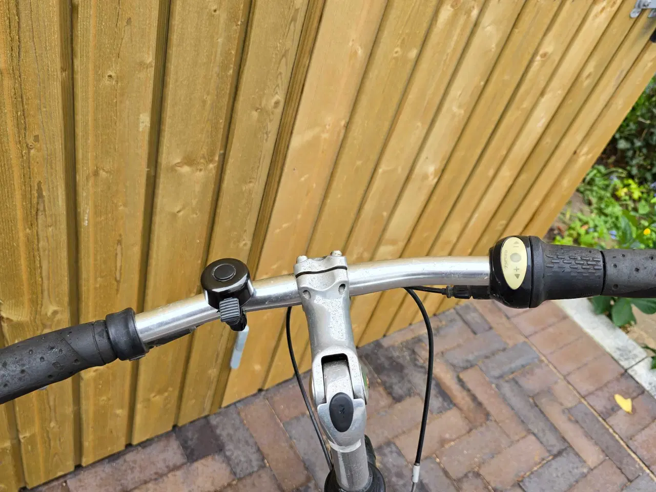Billede 4 - Raleigh damecykel 28" M grå, 7 gear