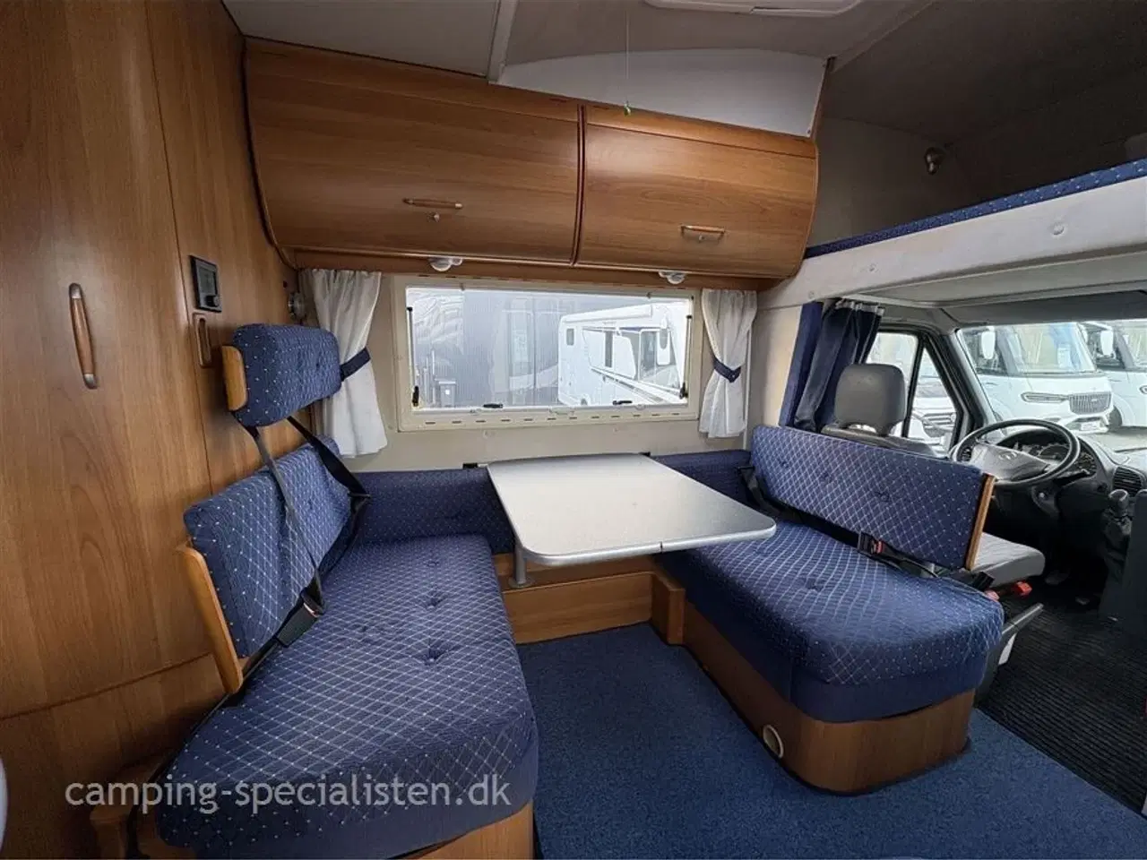 Billede 5 - 2003 - Arca Mercedes Benz Alkove   Arca Mercedes-Benz Alkove 2003 - Se den nu hos Camping-Specialisten.dk