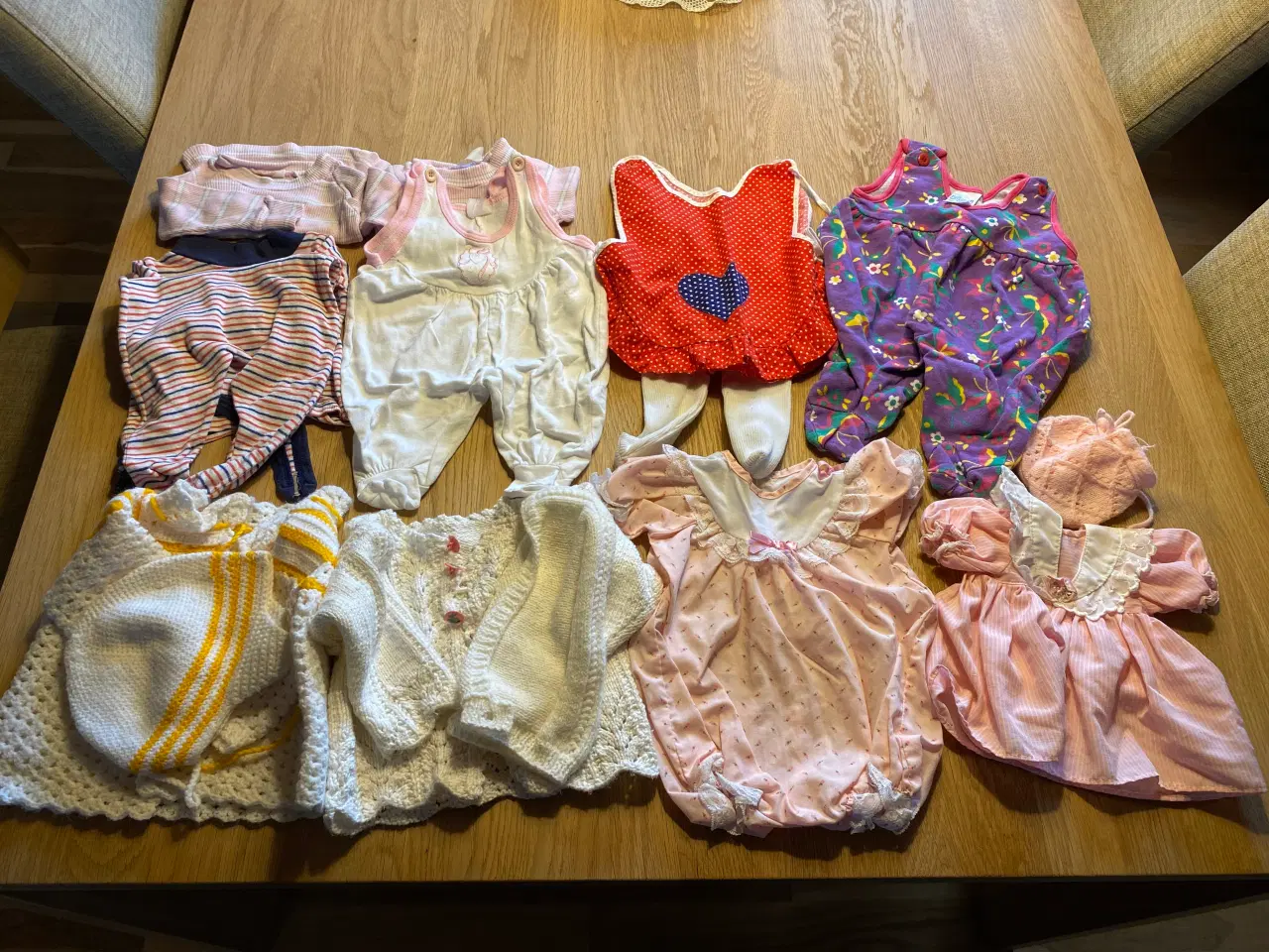Billede 1 - Tøj til babydukke 50- 60 cm eller babytøj 
