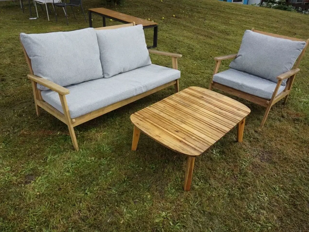 Billede 1 - Zamora lounge sofa med bord og stol