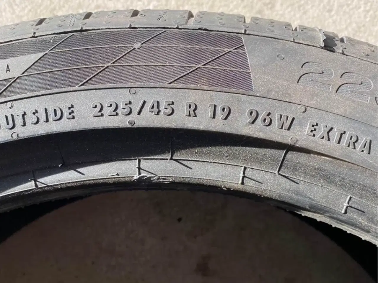 Billede 4 - 1 stk 225/45r19 Continental sommerdæk