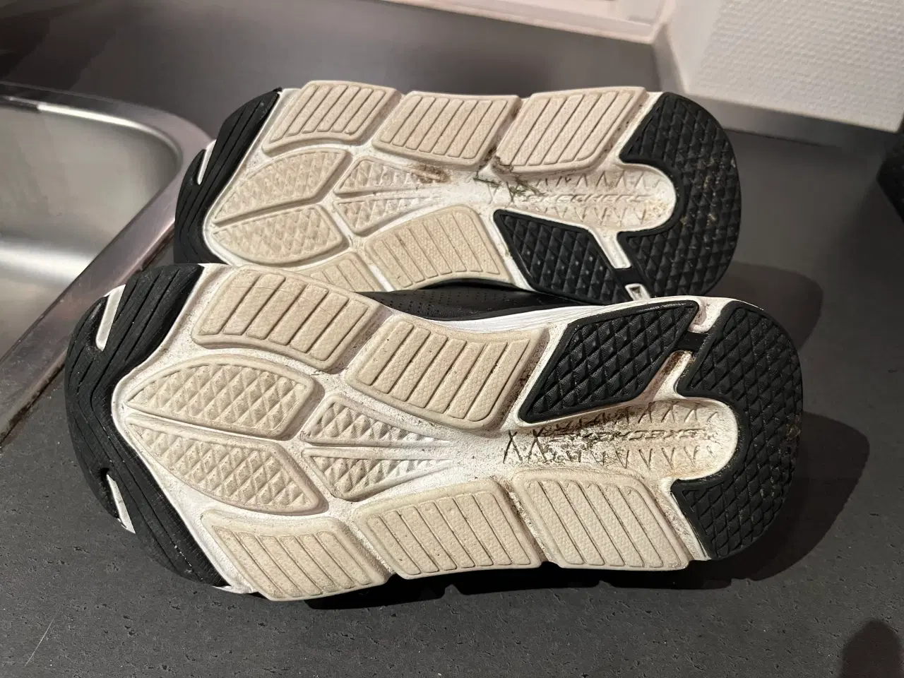 Billede 3 - Skechers Max Cushion str. 36