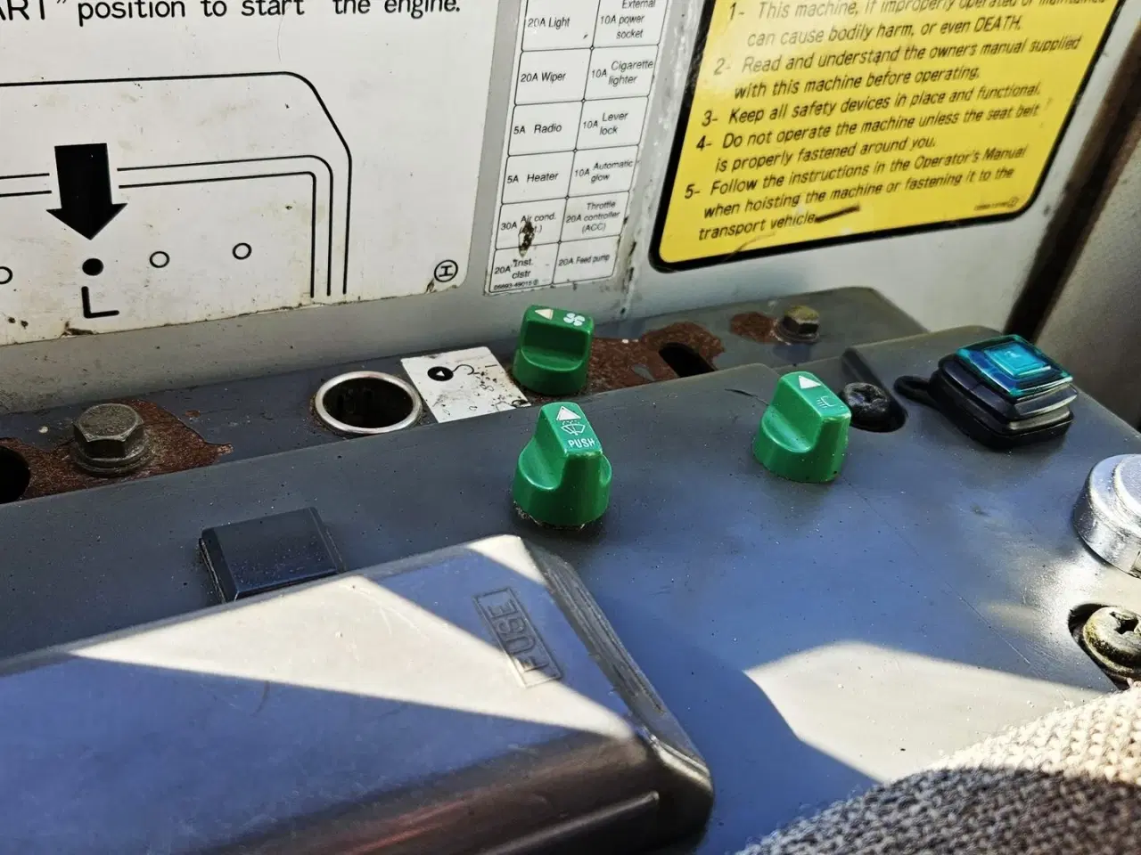 Billede 21 - Takeuchi TB175 / pæn 8 tons maskine / nyere undervogn / dobbelt udtag / skovlsæt