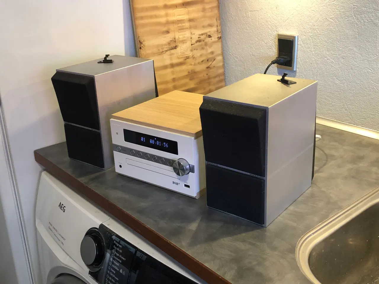 Billede 2 - DAB+ radio & 2 B&O CX 50 højtaler 