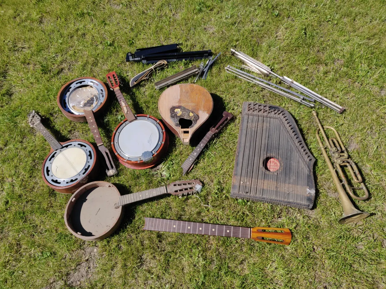 Billede 1 - ældre musikinstrumenter