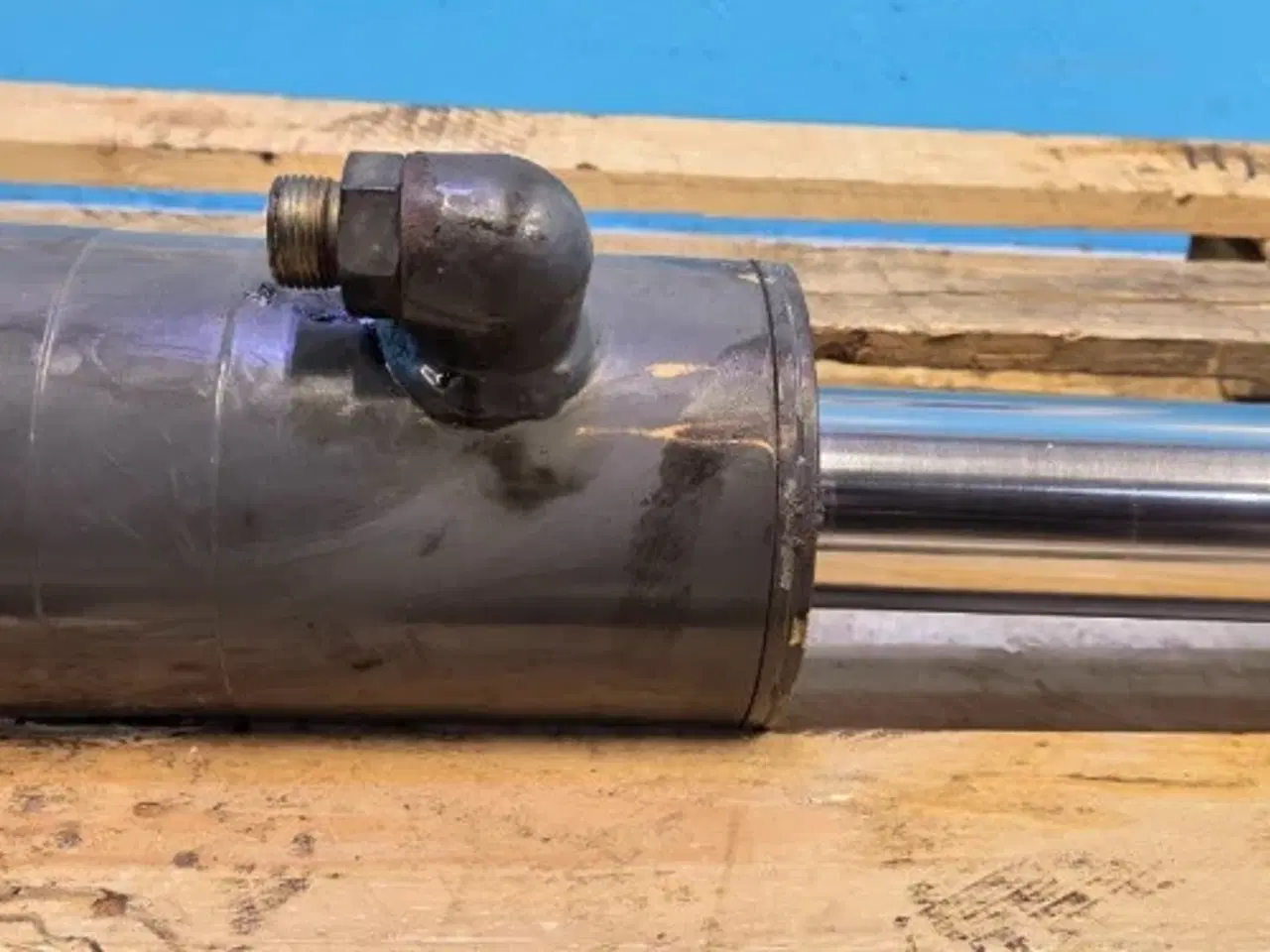 Billede 16 - New Holland LB115B Cylinder 87315531