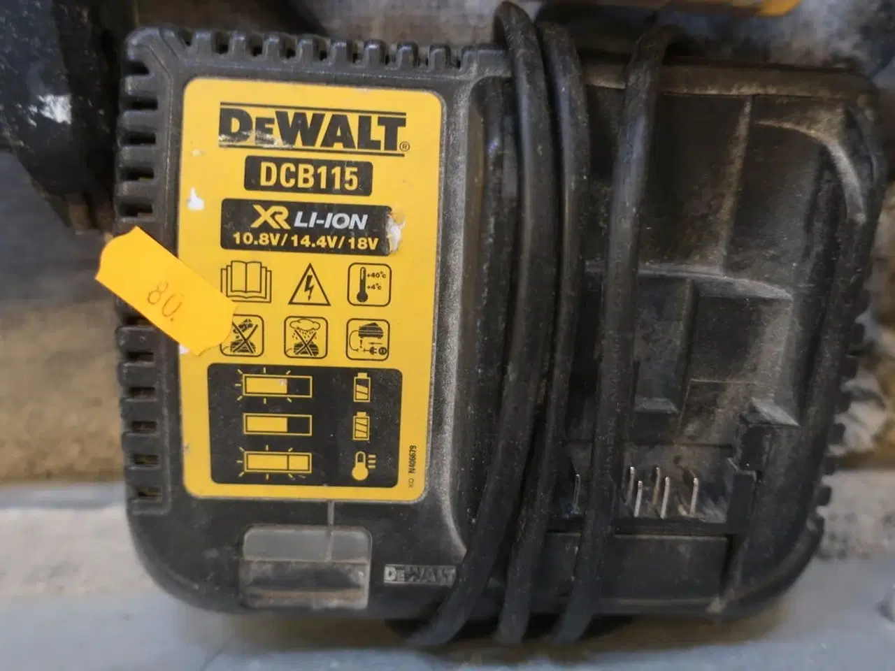 Billede 8 - 5 stk. akku håndværktøj DEWALT og lader