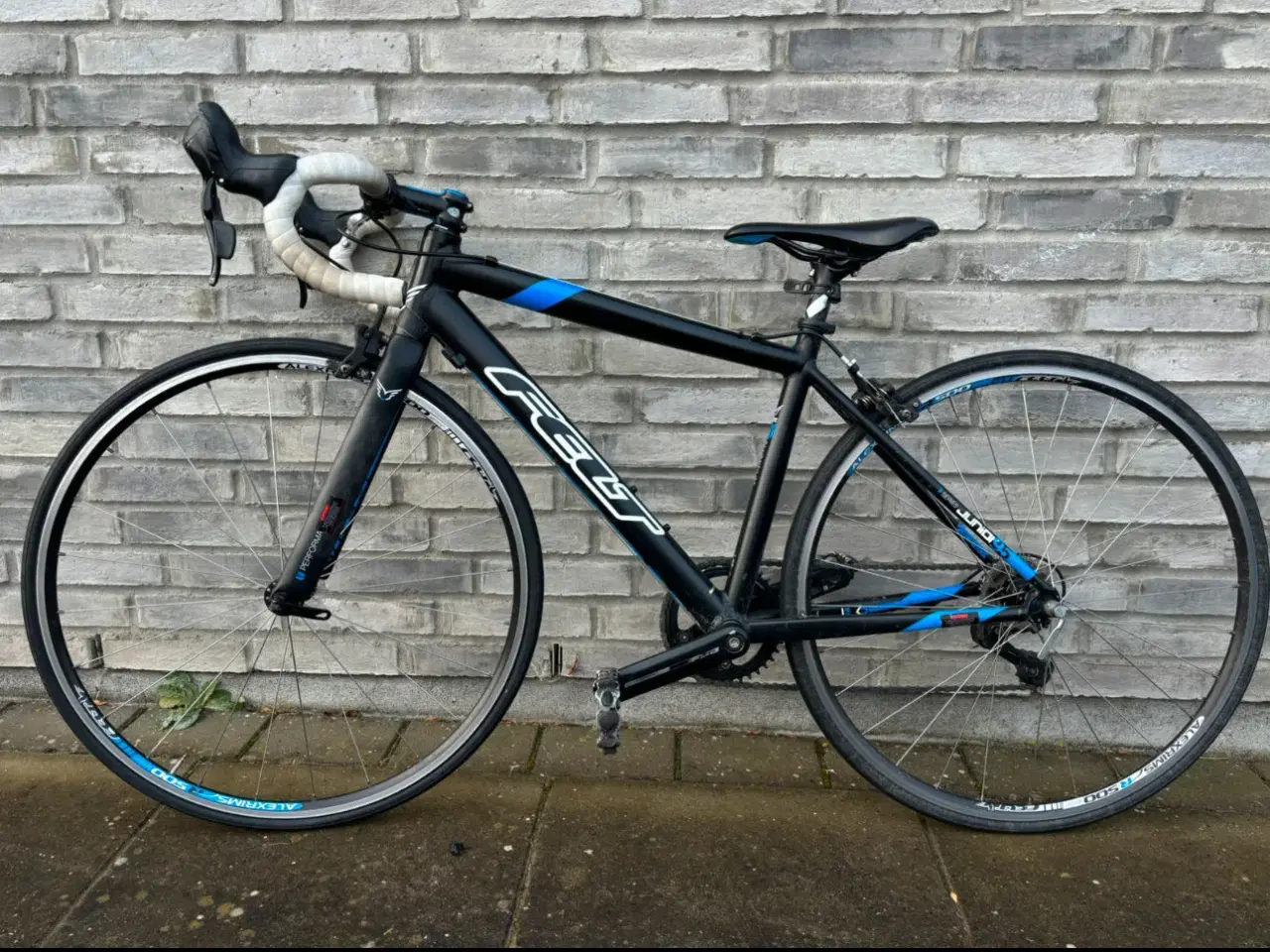 Billede 1 - FELT junior racercykel