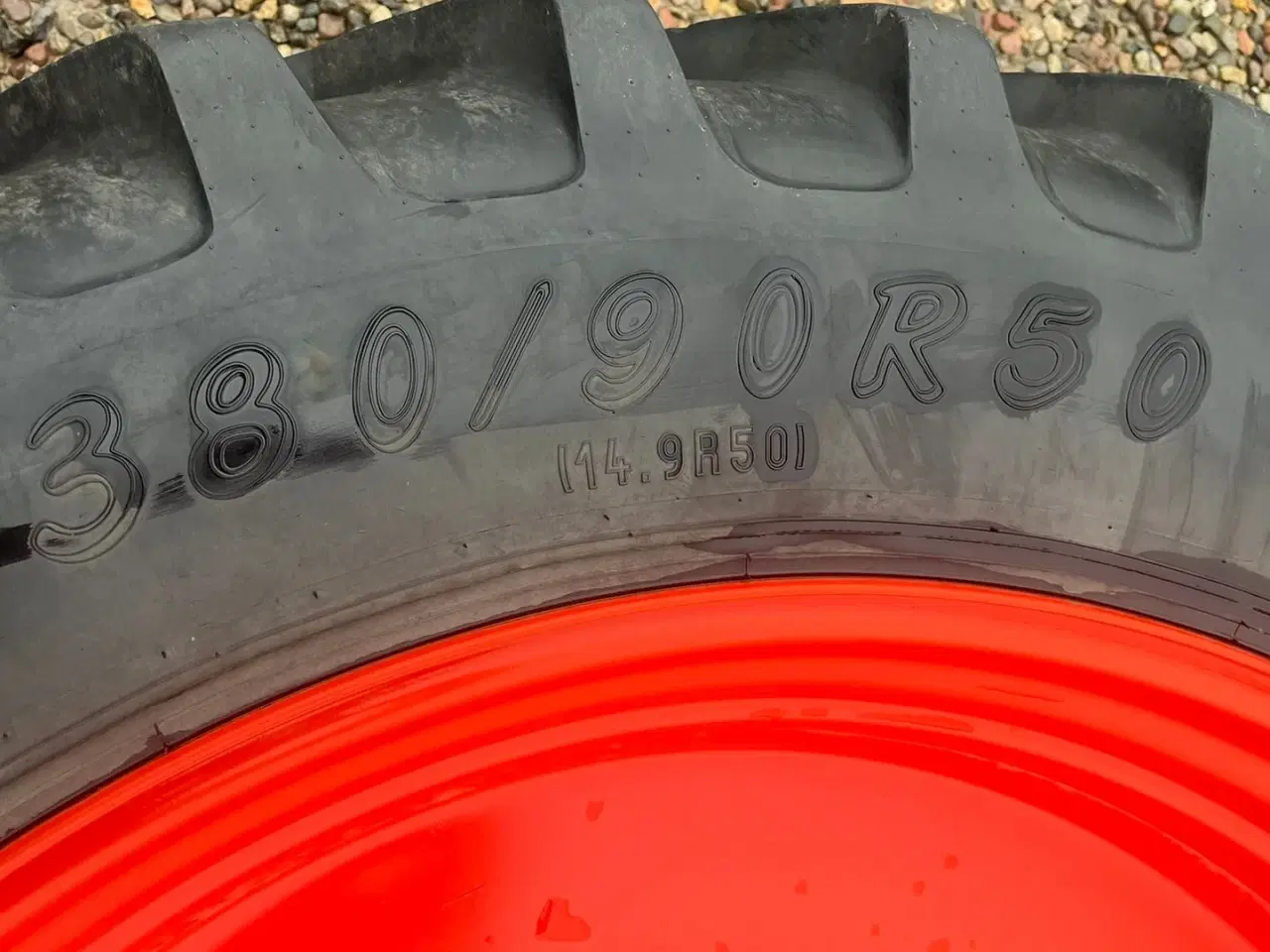 Billede 3 - sprøjtehjul 380/85R34 og 380/90R50 Har siddet på en Claas Axion 800 serier. Næsten nyt sæt fa NDI