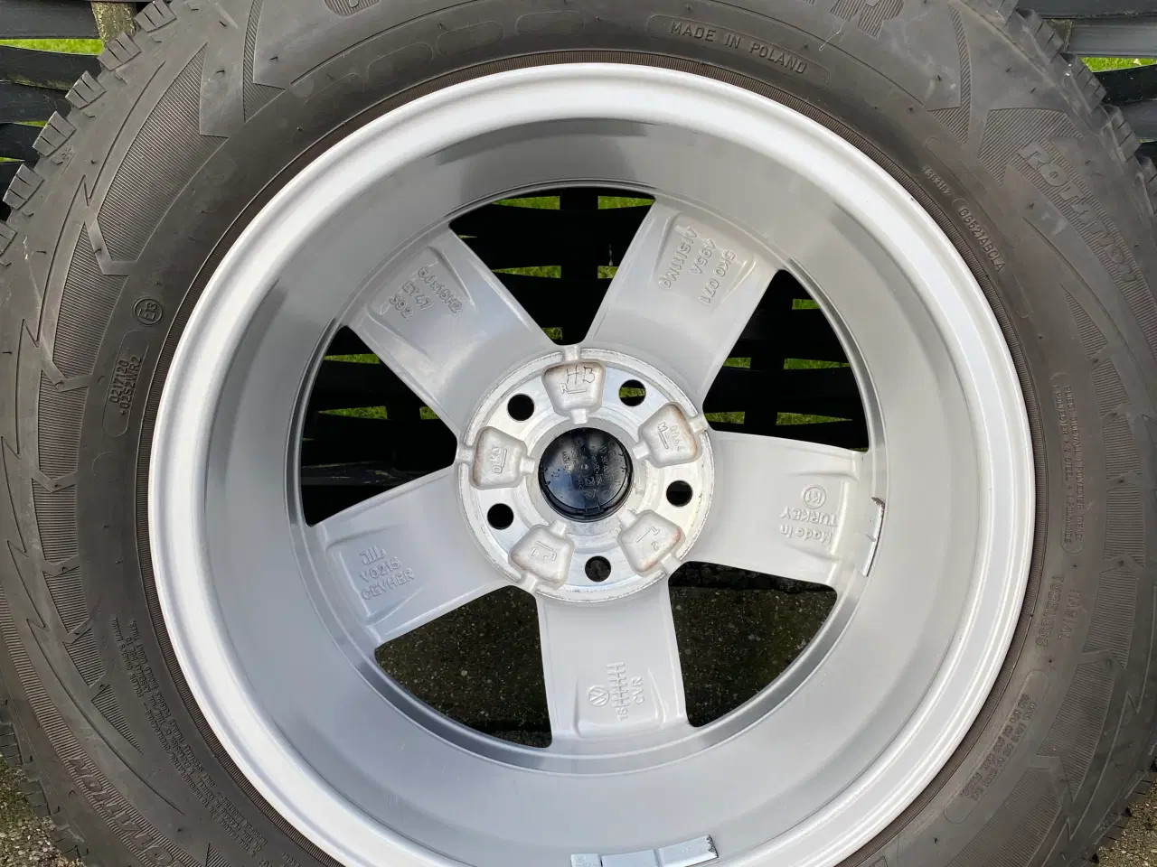 Billede 5 - Vinterdæk på ALU-fælge