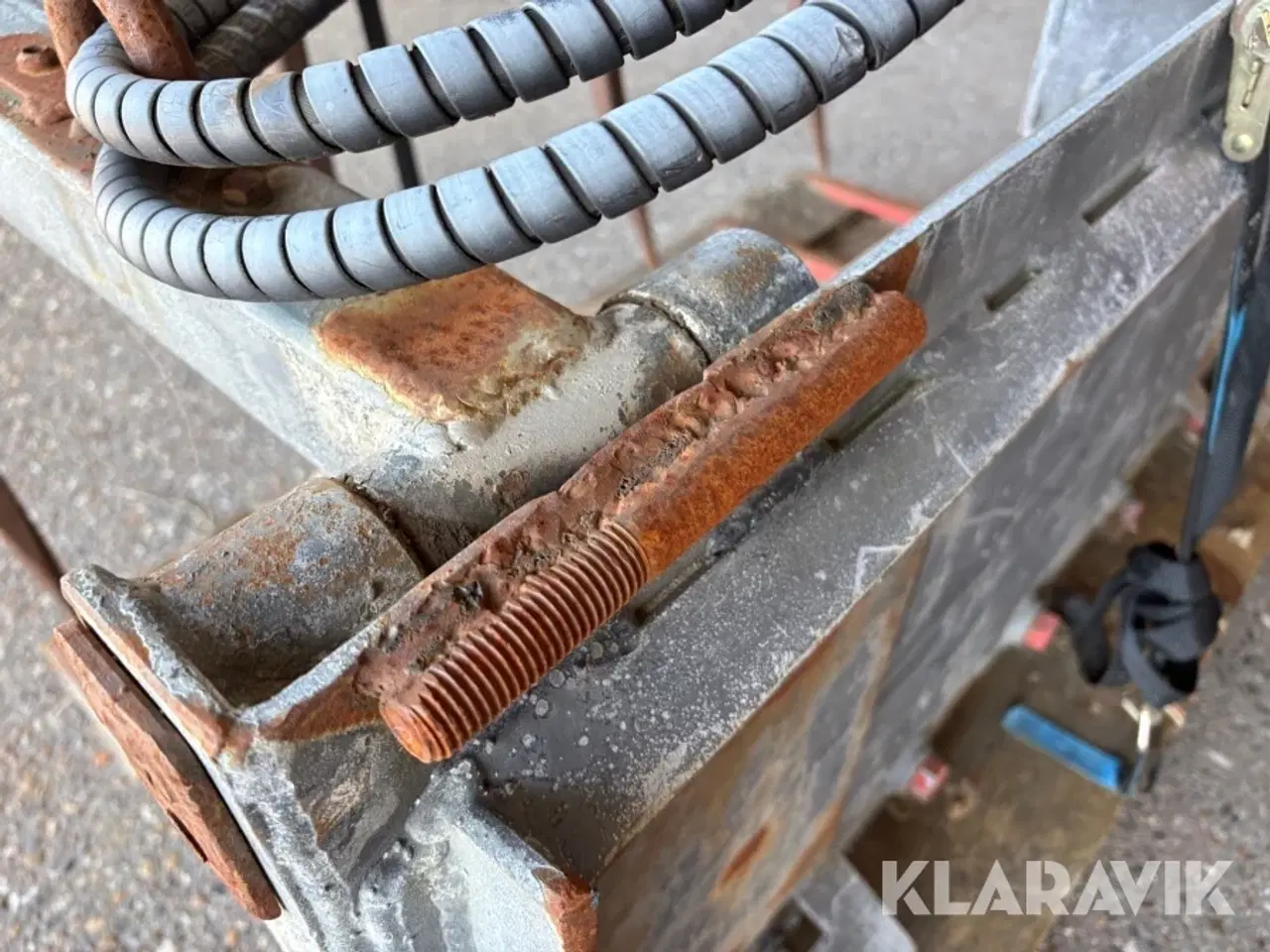 Billede 8 - Overfaldsgrab Bobcat