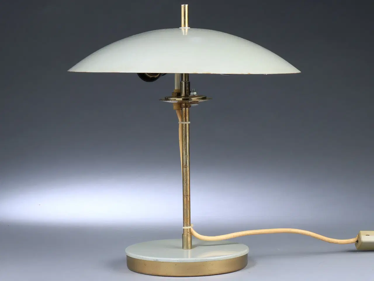 Billede 1 - Cool retro bordlampe - paddehatte model