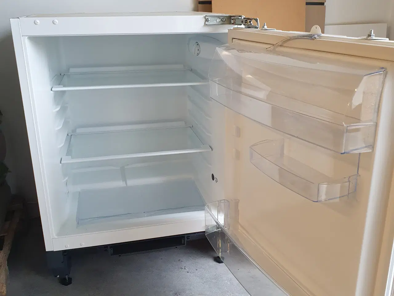 Billede 1 - IKEA indbygnings køleskab 134L