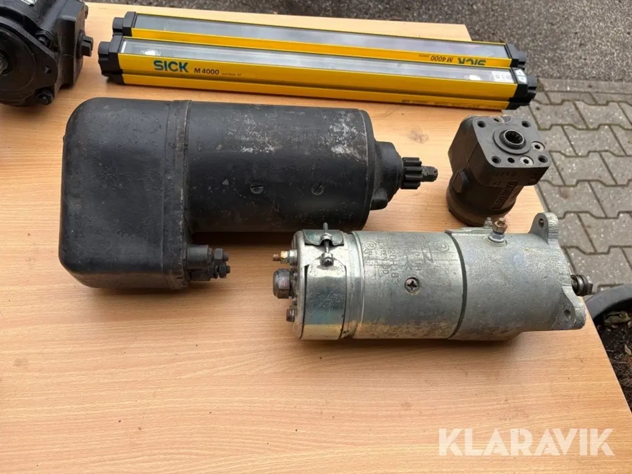 Billede 3 - Starter, startmotor og orbitrolventil – samlet lot