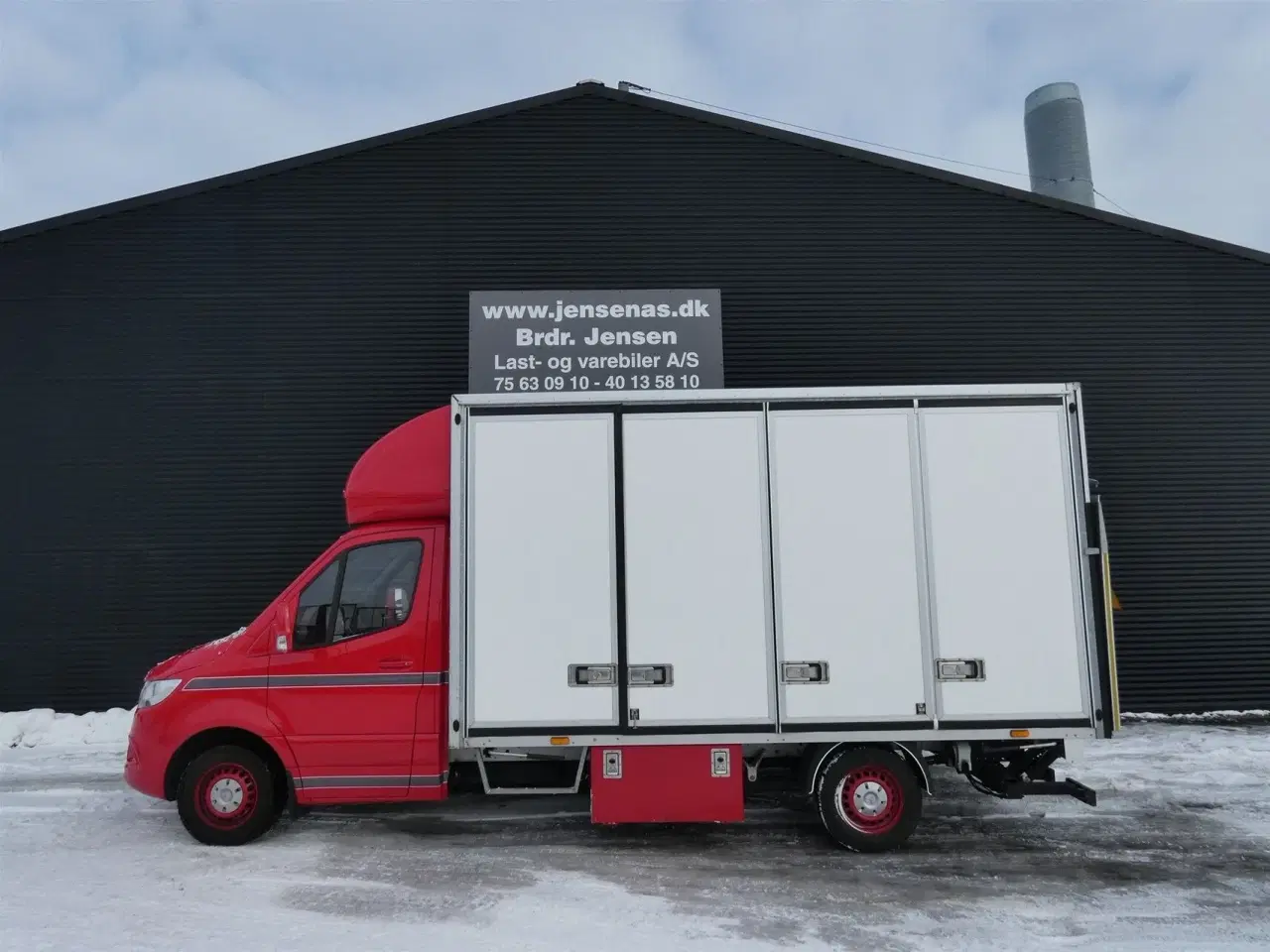 Billede 2 - Mercedes-Benz Sprinter 317 ÅBENBAR SIDE 2,0 CDI A3 RWD 9G-Tronic 170HK Ladv./Chas. Aut.