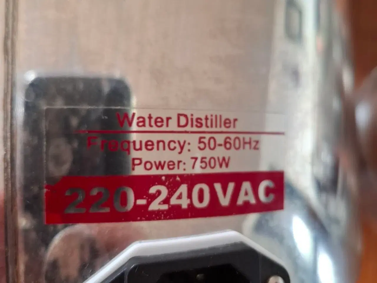 Billede 3 - Vanddestillator – 750W – 220–240V