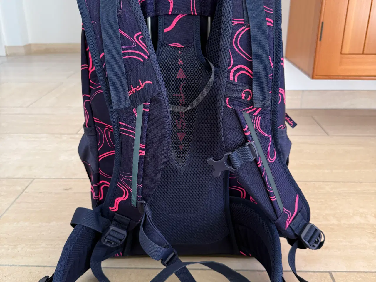 Billede 4 - Skoletaske, mærke "Satch", 30 liter, 7-12 år